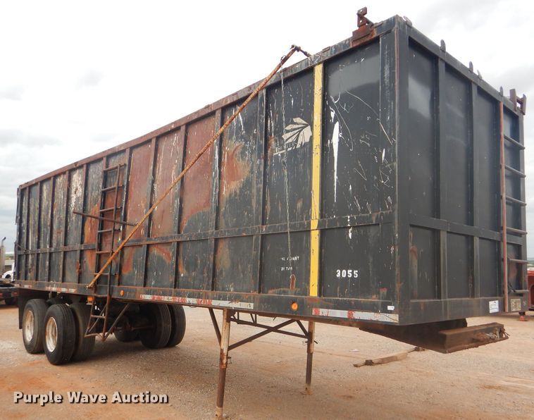 image for item DD4475 1995 Chief CHTD3057 end dump trailer