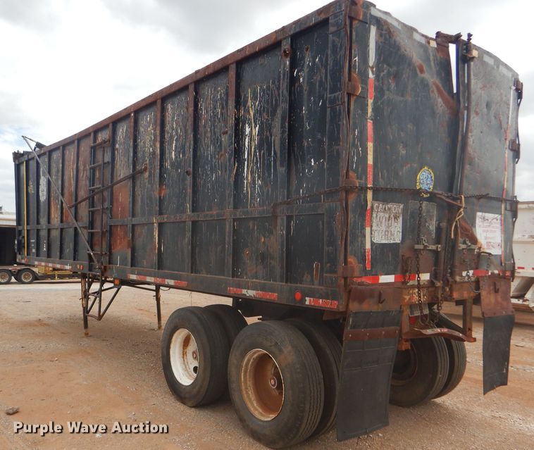 image for item DD4475 1995 Chief CHTD3057 end dump trailer
