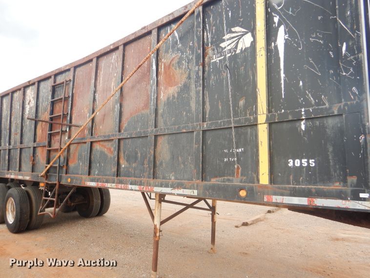 image for item DD4475 1995 Chief CHTD3057 end dump trailer