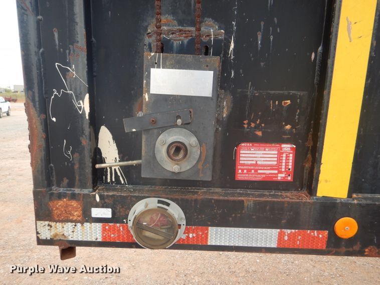 image for item DD4475 1995 Chief CHTD3057 end dump trailer