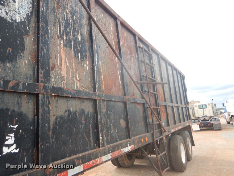 image for item DD4475 1995 Chief CHTD3057 end dump trailer