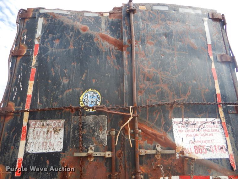 image for item DD4475 1995 Chief CHTD3057 end dump trailer