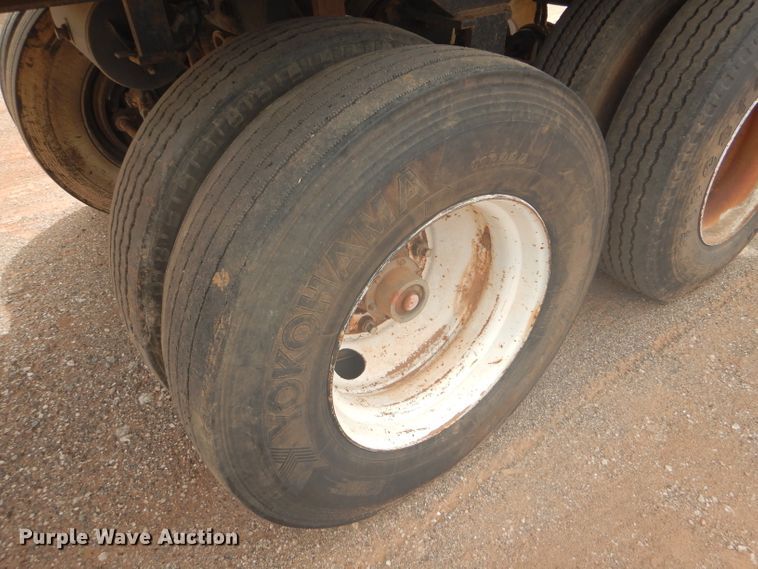 image for item DD4475 1995 Chief CHTD3057 end dump trailer