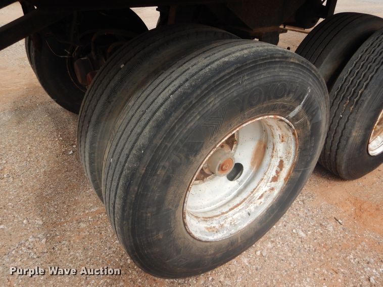 image for item DD4475 1995 Chief CHTD3057 end dump trailer