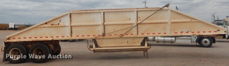 image for item DD4476 2009 Trail Blazer S-4002 bottom dump trailer