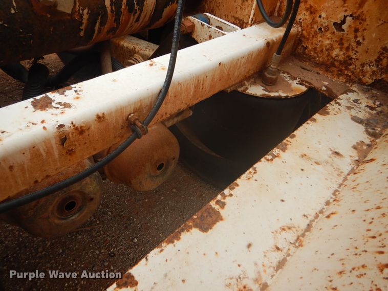 image for item DD4477 2009 Trail Blazer S-4002 bottom dump trailer