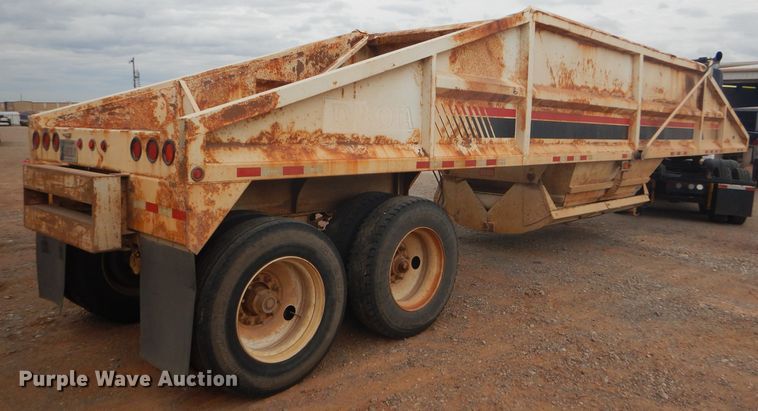 image for item DD4480 2013 Dakota bottom dump trailer