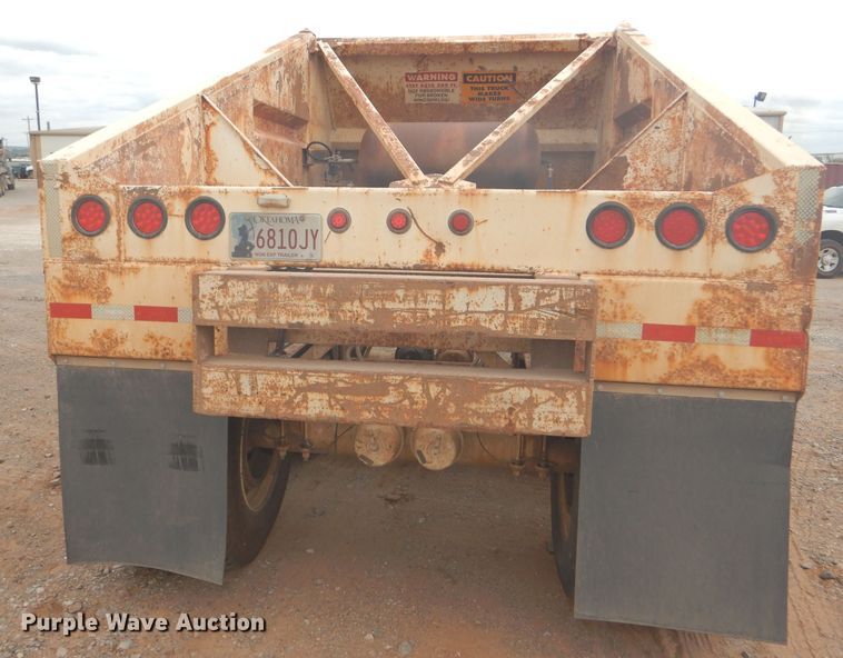 image for item DD4480 2013 Dakota bottom dump trailer