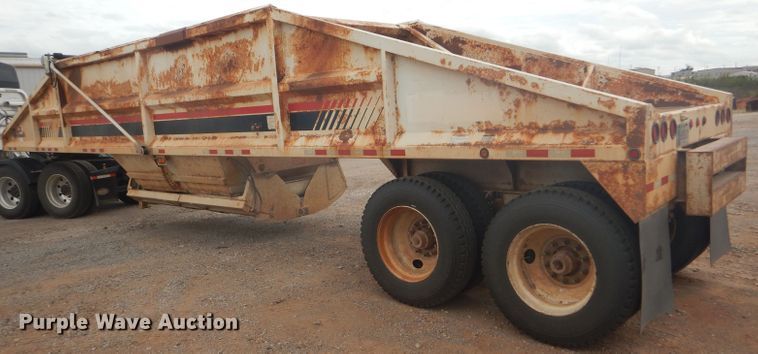 image for item DD4480 2013 Dakota bottom dump trailer