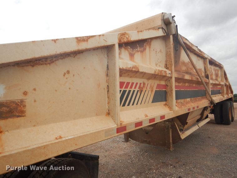image for item DD4480 2013 Dakota bottom dump trailer