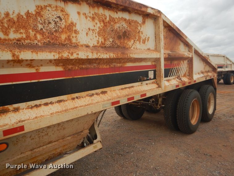 image for item DD4480 2013 Dakota bottom dump trailer