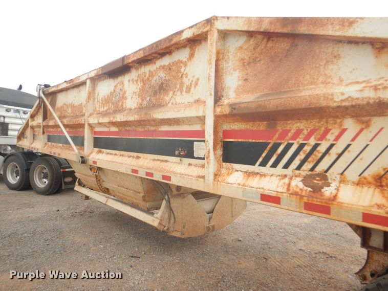 image for item DD4480 2013 Dakota bottom dump trailer