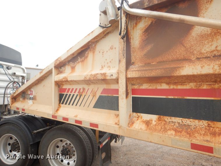 image for item DD4480 2013 Dakota bottom dump trailer