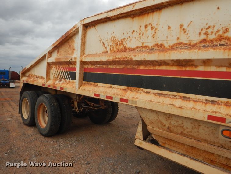 image for item DD4480 2013 Dakota bottom dump trailer