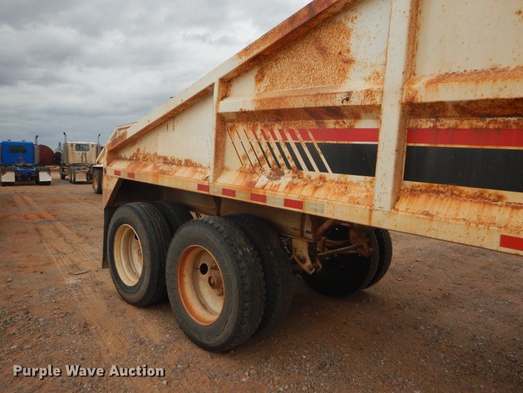 image for item DD4480 2013 Dakota bottom dump trailer