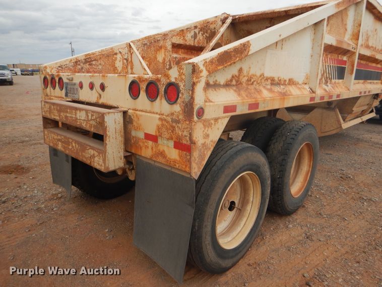 image for item DD4480 2013 Dakota bottom dump trailer