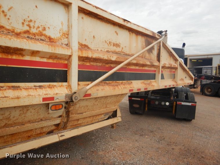 image for item DD4480 2013 Dakota bottom dump trailer