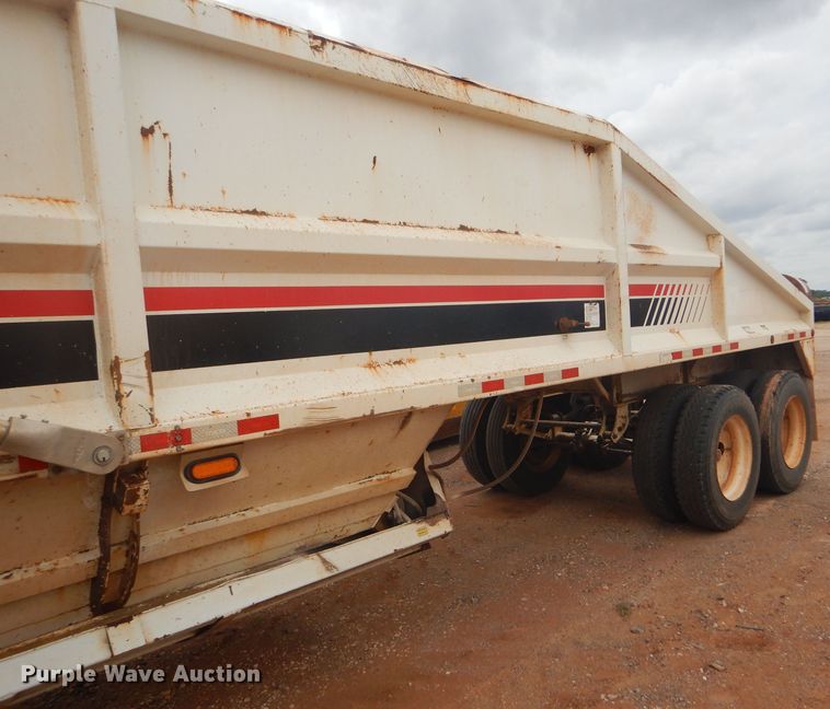 image for item DD4481 2013 Dakota bottom dump trailer