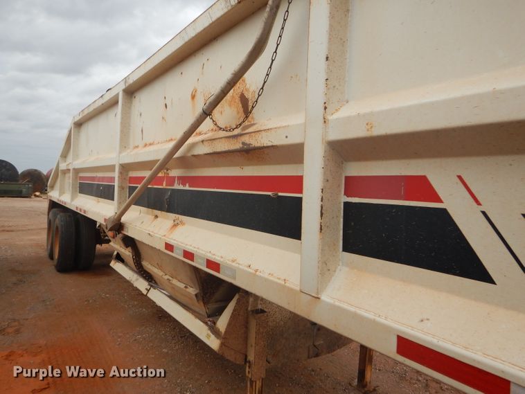 image for item DD4481 2013 Dakota bottom dump trailer