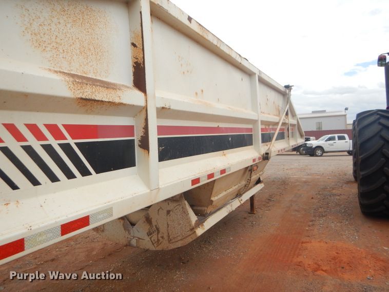 image for item DD4481 2013 Dakota bottom dump trailer