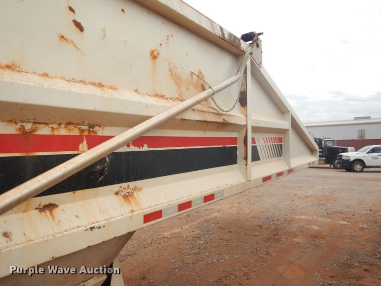 image for item DD4481 2013 Dakota bottom dump trailer
