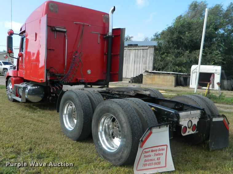 image for item DE4351 2003 Freightliner Century Class CST120 semi truck