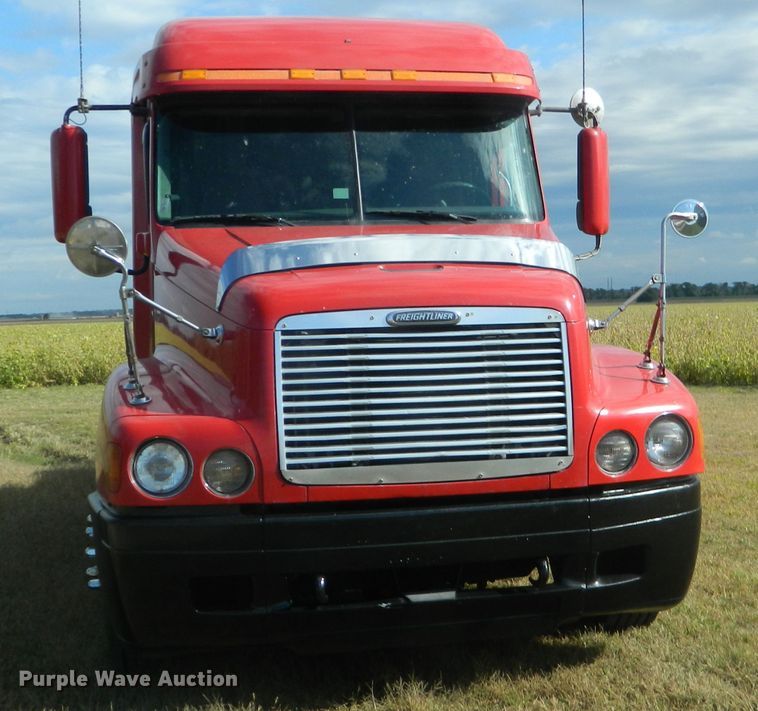 image for item DE4351 2003 Freightliner Century Class CST120 semi truck