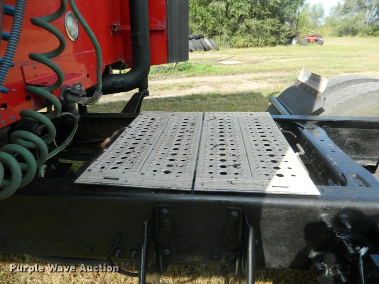 image for item DE4351 2003 Freightliner Century Class CST120 semi truck