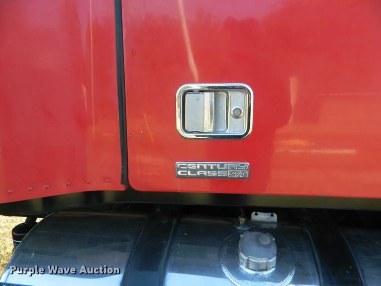 image for item DE4351 2003 Freightliner Century Class CST120 semi truck