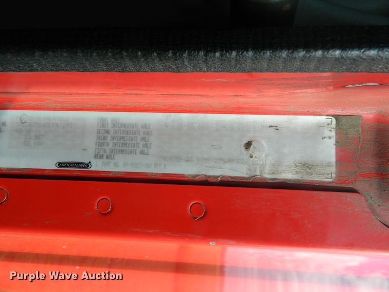 image for item DE4351 2003 Freightliner Century Class CST120 semi truck