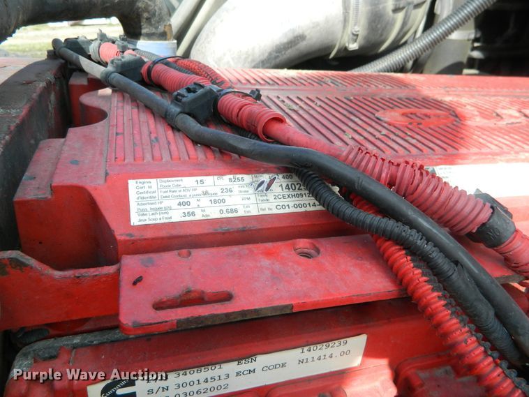 image for item DE4351 2003 Freightliner Century Class CST120 semi truck