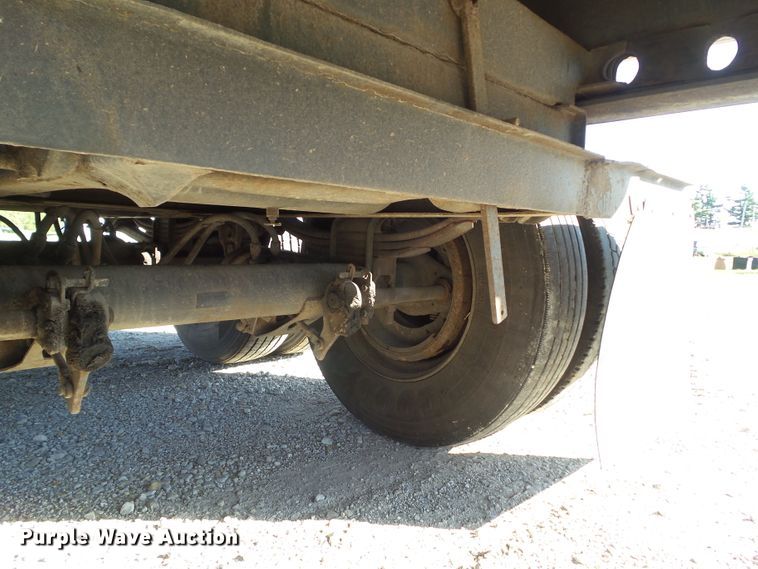 image for item DF0808 1998 Wabash National side curtain flatbed trailer