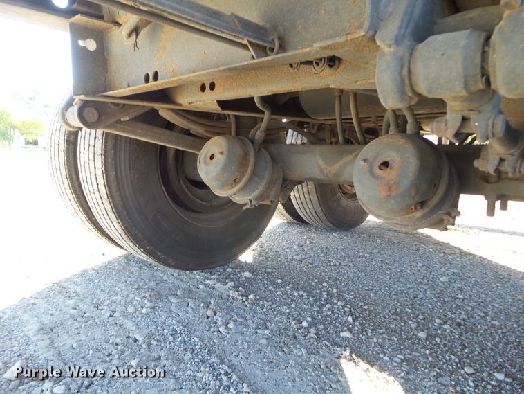 image for item DF0808 1998 Wabash National side curtain flatbed trailer