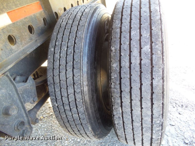 image for item DF0808 1998 Wabash National side curtain flatbed trailer