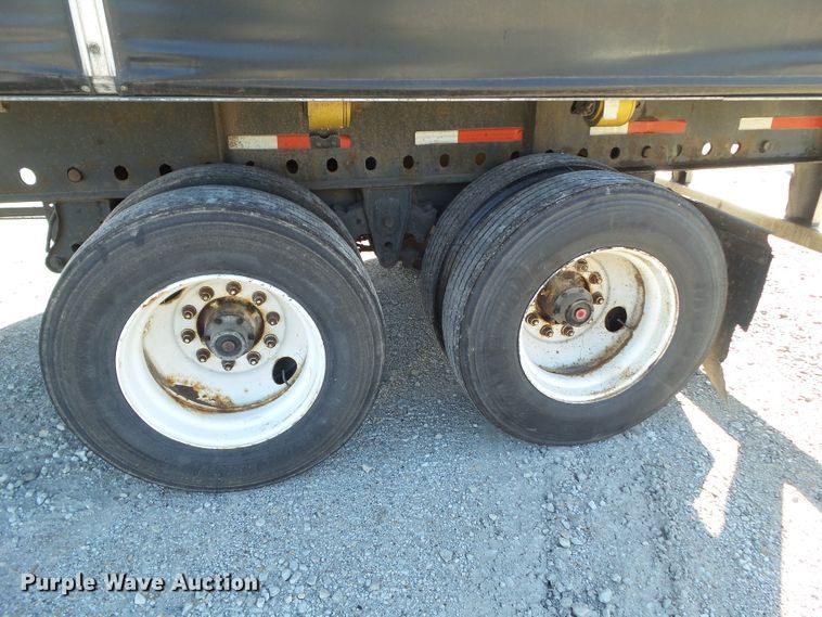 image for item DF0808 1998 Wabash National side curtain flatbed trailer