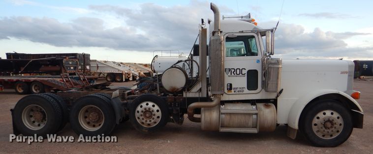 image for item DG0221 2006 Peterbilt 379 semi truck
