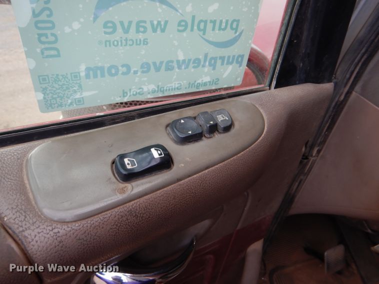 image for item DG0222 2006 Peterbilt 379 semi truck