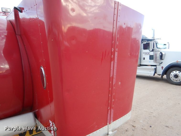 image for item DG0222 2006 Peterbilt 379 semi truck