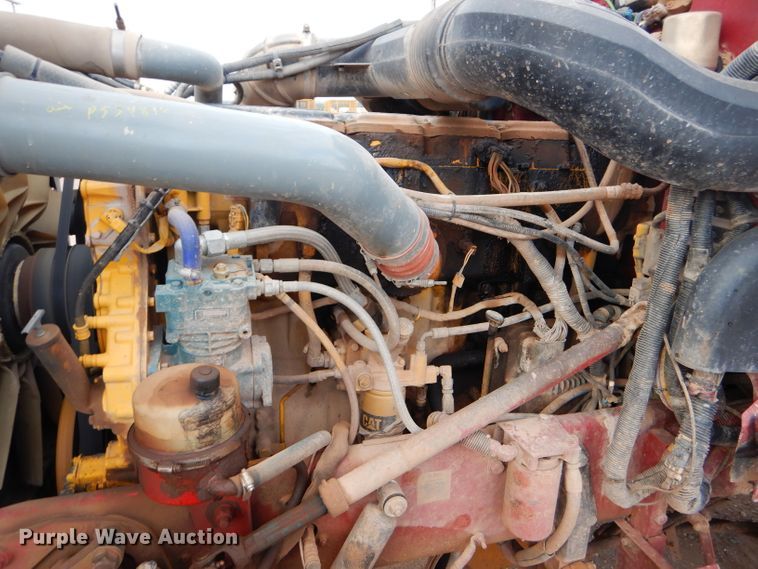 image for item DG0222 2006 Peterbilt 379 semi truck