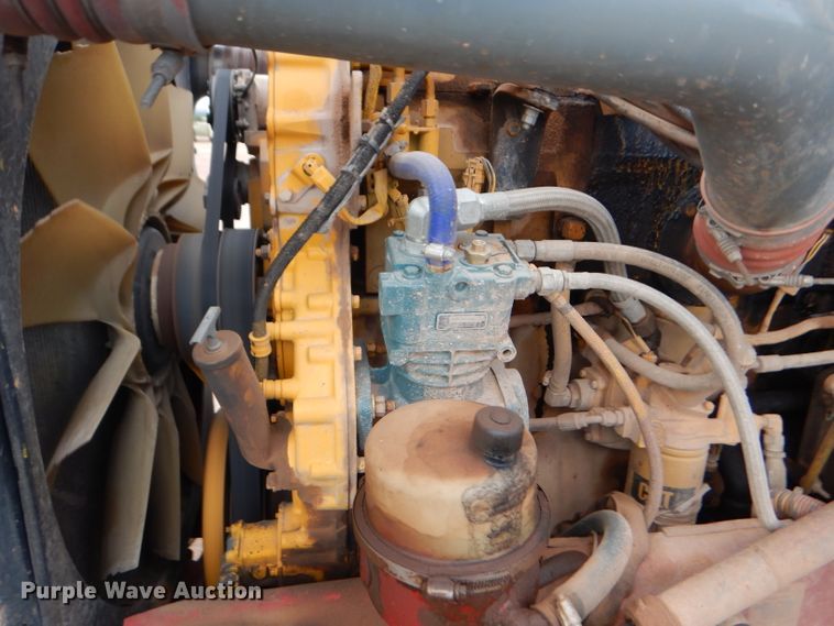 image for item DG0222 2006 Peterbilt 379 semi truck