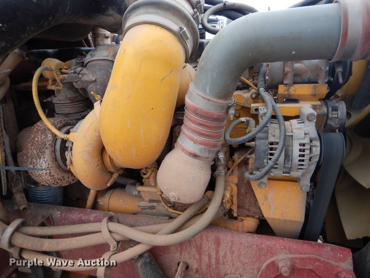 image for item DG0222 2006 Peterbilt 379 semi truck