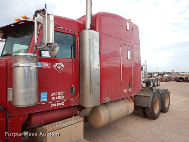 image for item DG0222 2006 Peterbilt 379 semi truck