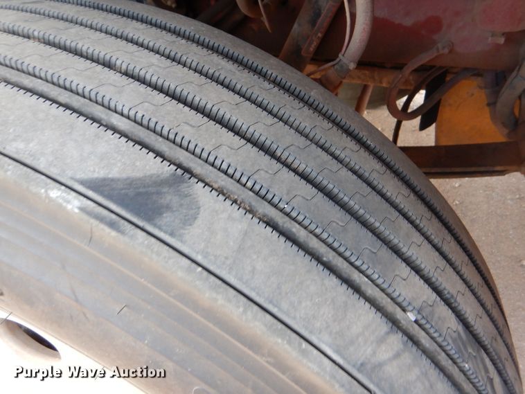 image for item DG0222 2006 Peterbilt 379 semi truck