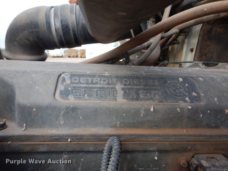 image for item DG0223 2010 Western Star 4900FA semi truck