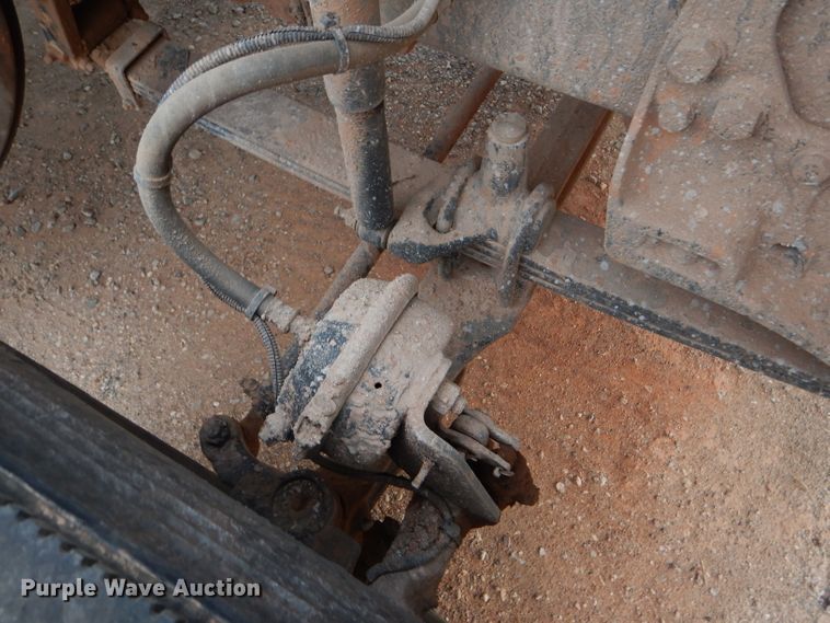 image for item DG0223 2010 Western Star 4900FA semi truck