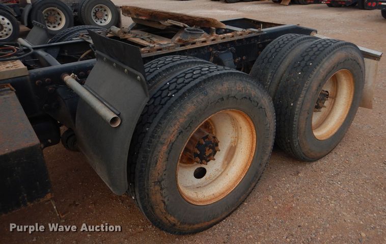 image for item DG0223 2010 Western Star 4900FA semi truck