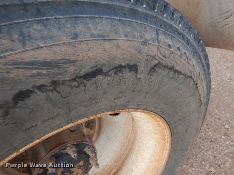 image for item DG0223 2010 Western Star 4900FA semi truck