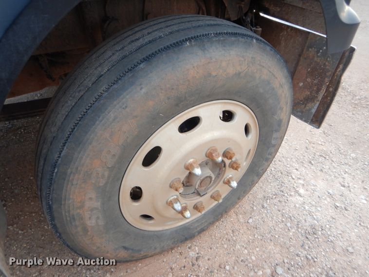 image for item DG0223 2010 Western Star 4900FA semi truck