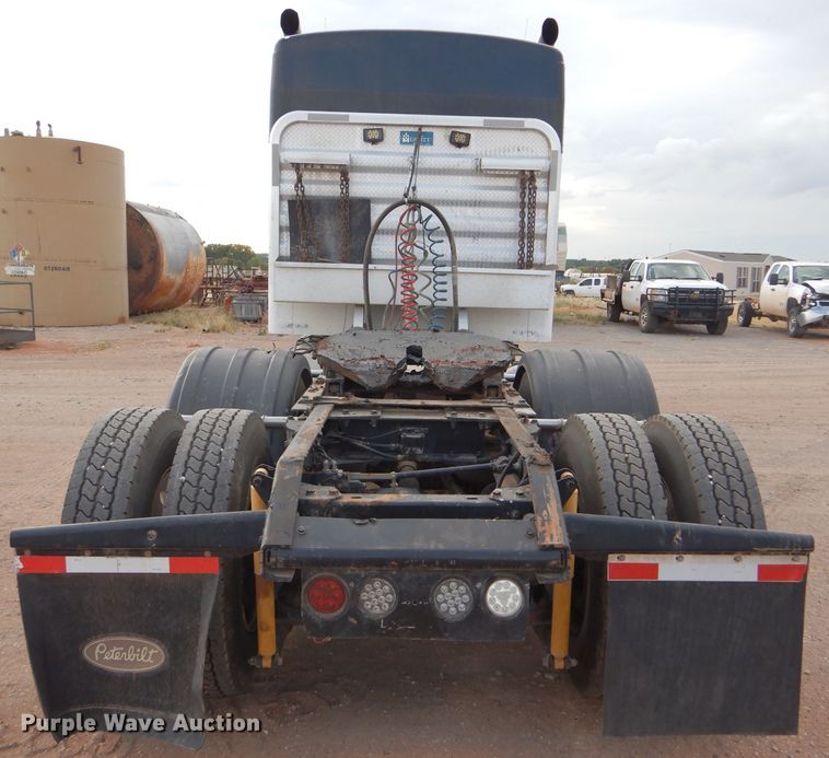 image for item DG0224 2008 Kenworth W900 semi truck