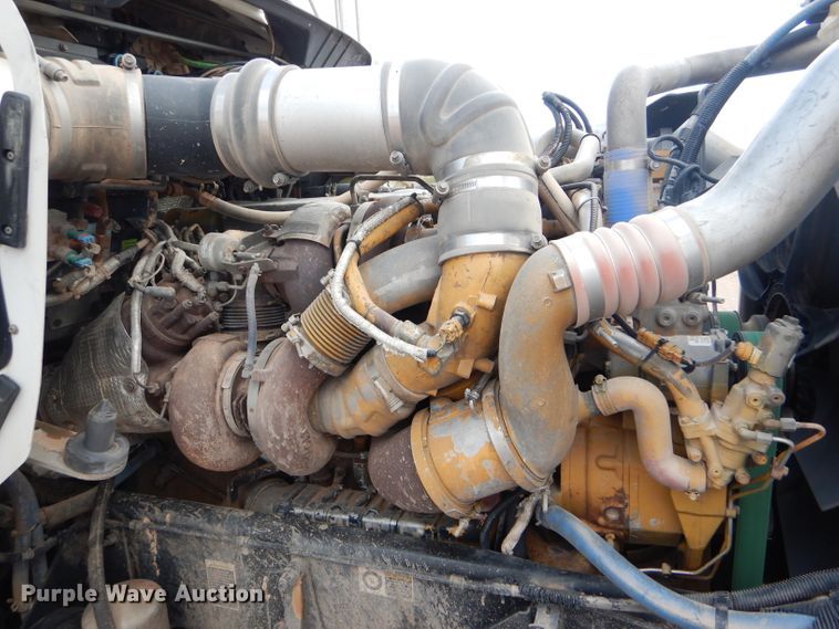 image for item DG0224 2008 Kenworth W900 semi truck